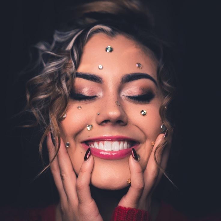 Mason Chen, Client Relations Director, discussing corporate gifting strategy with business clients